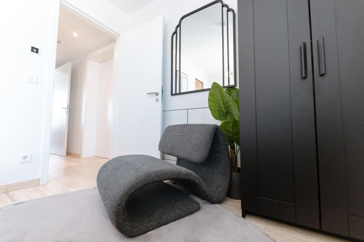 City Luxury With City Views In Ville Haute Luxembourg Exterior photo